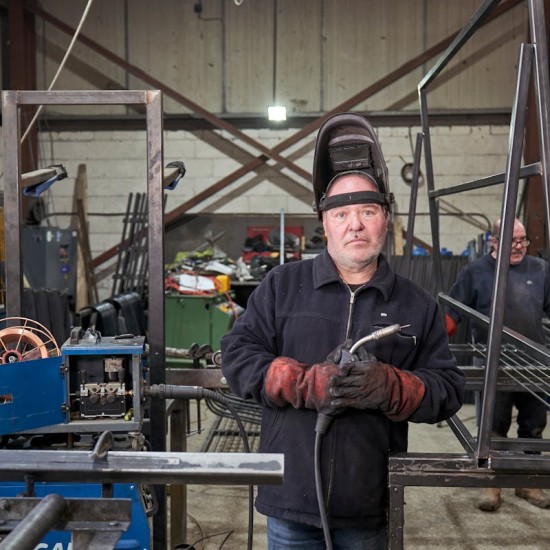 ماكينة لحام كهربائية