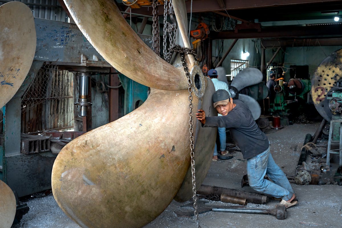 معدات صناعية عالية الجودة